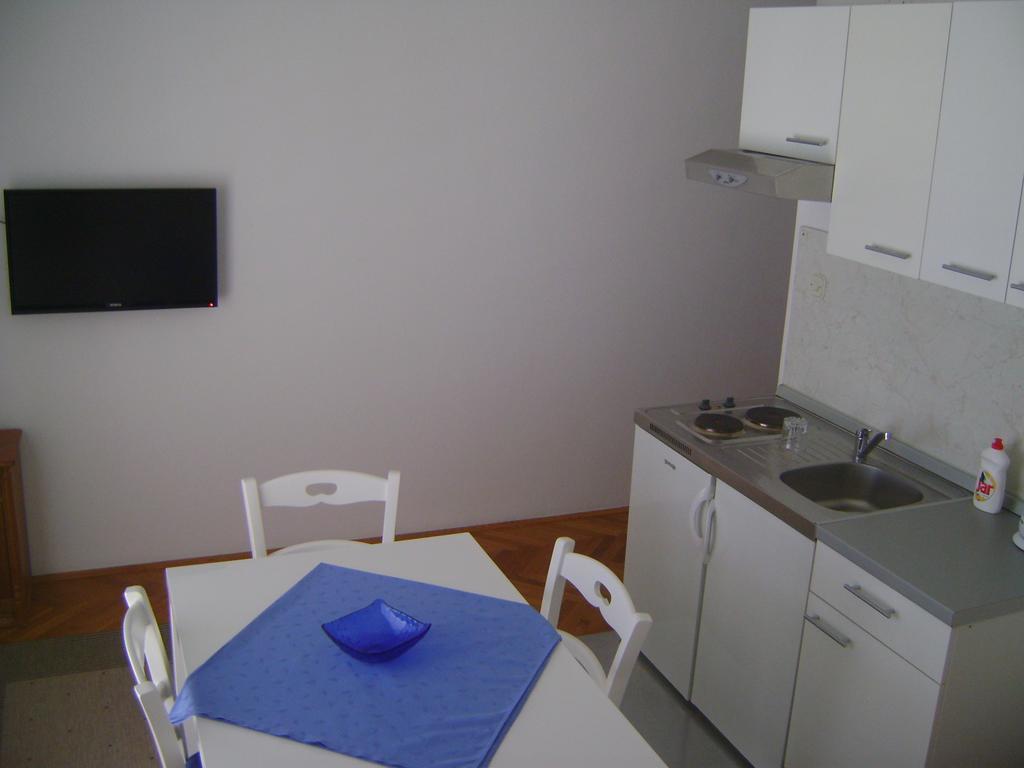 Apartments Ivanka Starigrad Paklenica Rom bilde