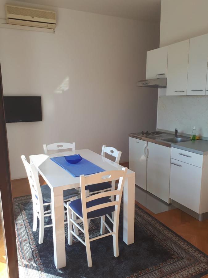 Apartments Ivanka Starigrad Paklenica Eksteriør bilde